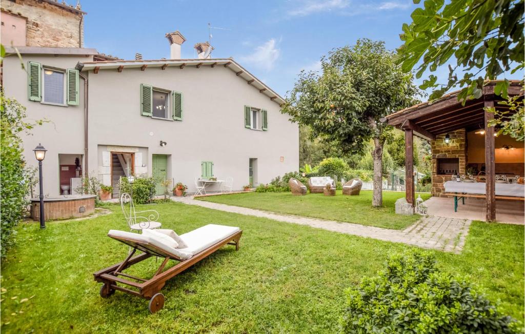 3 Bedroom Gorgeous Home In Palazzetto Nese