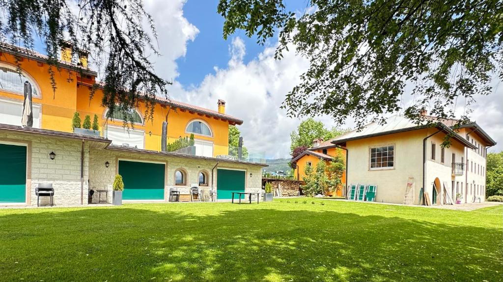 Agriturismo Lambra La Casa Del Sol