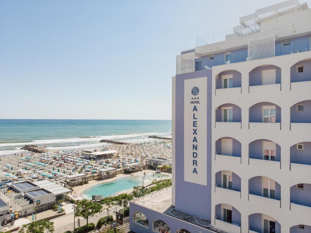 Hotel Alexandra - Beach Front -XXL Breakfast & Brunch until 12 30pm
