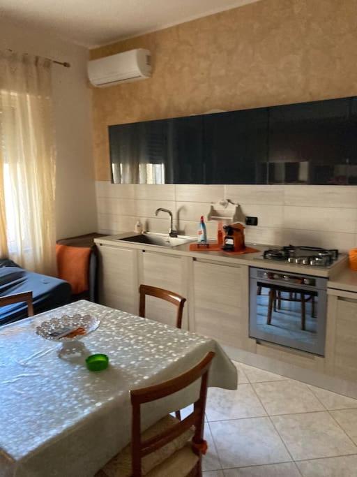 Appartamento centrale tre camere e tre bagni