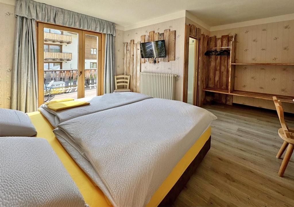 Casa Florin Giumel con vista sulle piste da sci