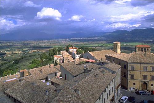 L’Arco Romanico