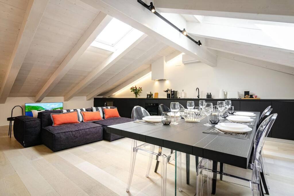 Asinelli Luxury Apartment