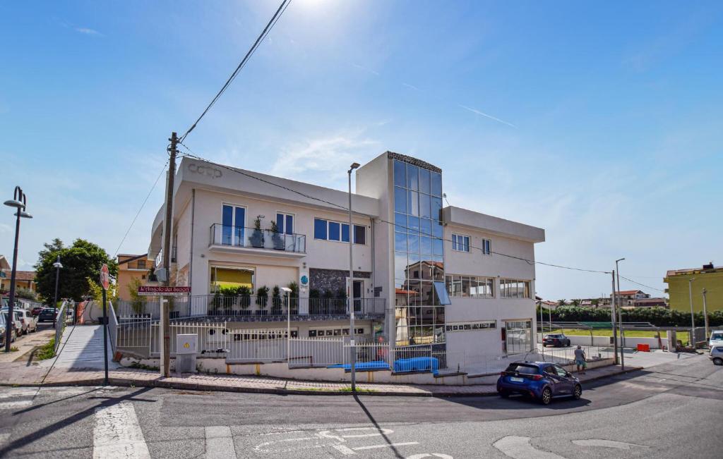 Awesome Apartment In Falerna Marina With Wifi
