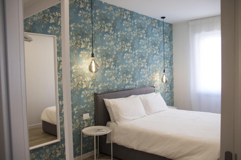 Bloom Apartments