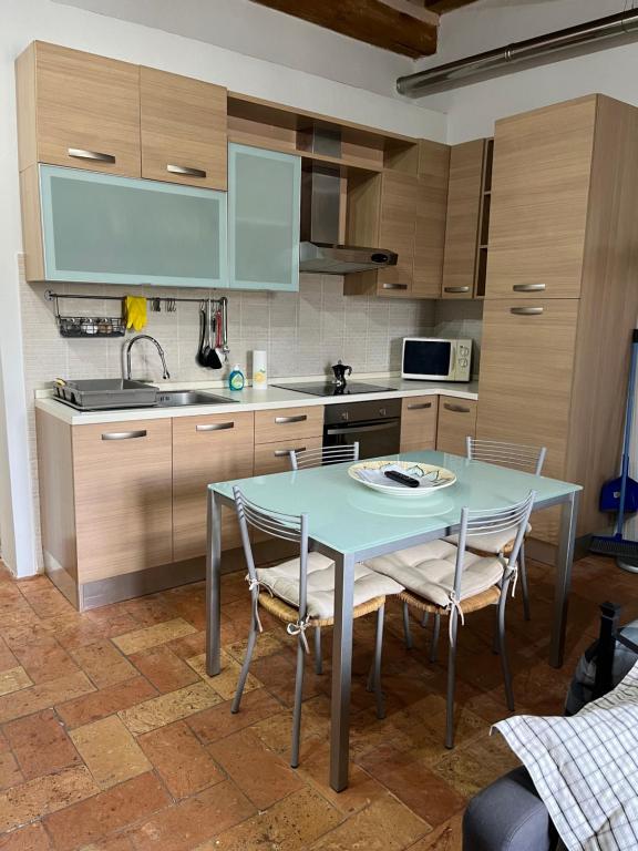 CASA DI SILVIA_MONOLOCALE