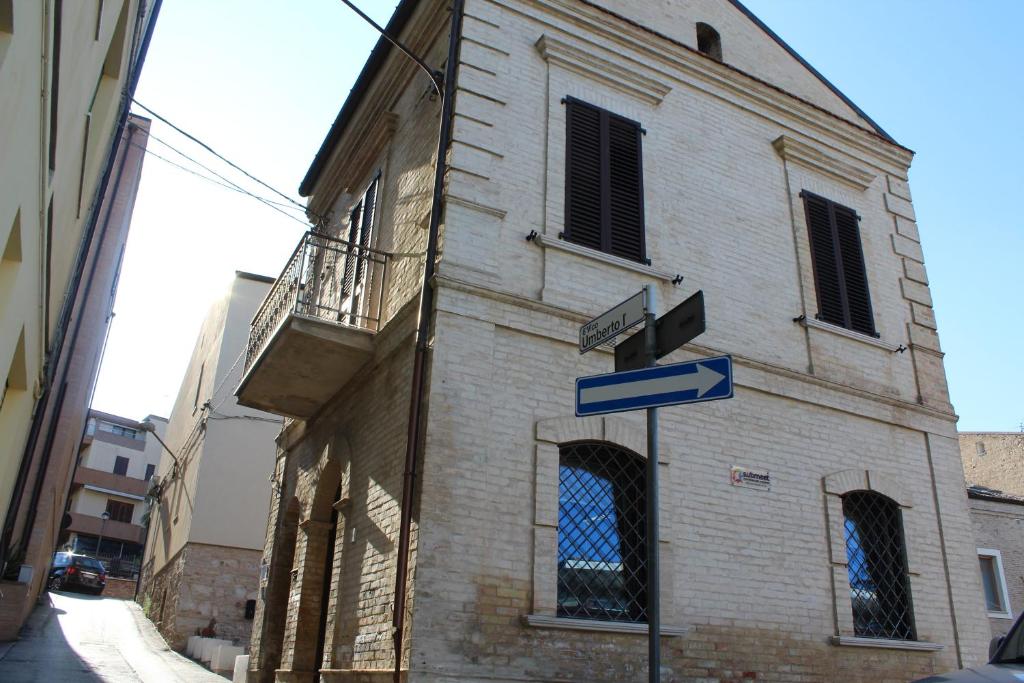 San Vitale Home