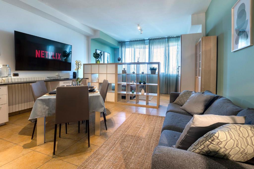 [Cavour] Elegante Loft in Centro