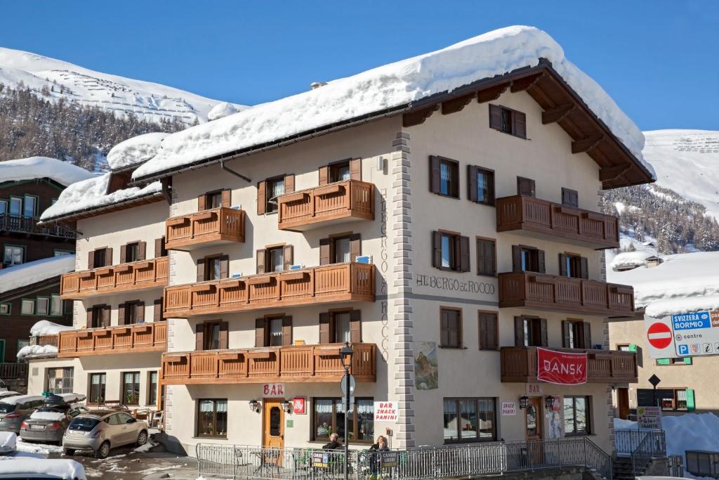 Chalet Nano