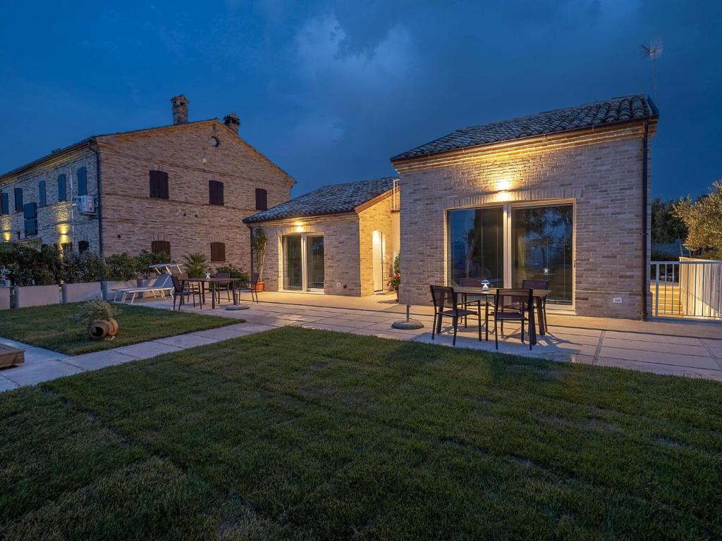 Stylish panoramic Villa with private pool