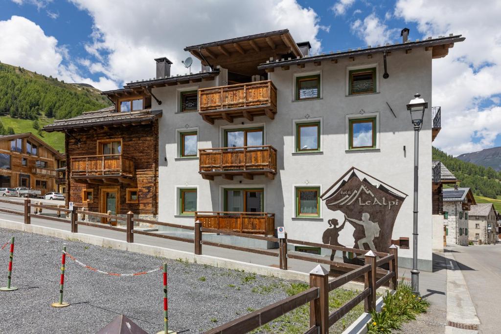 Family House Amalia Myholidaylivigno