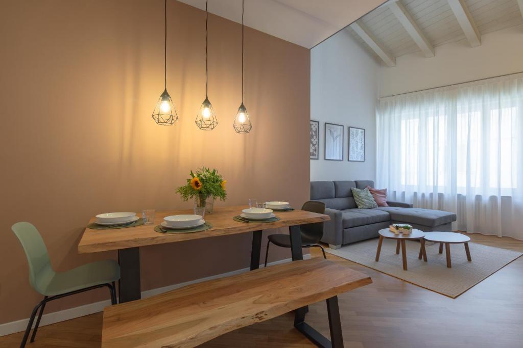 Parma Center Duplex Elegant Apartment with Netflix