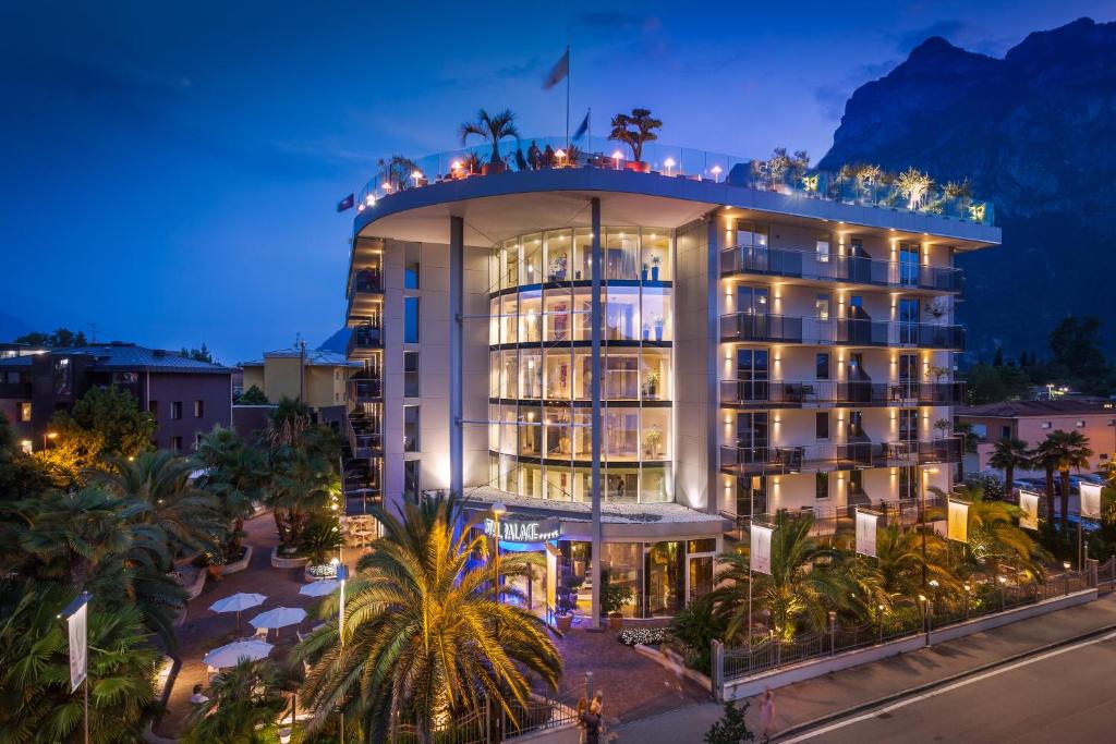 Hotel Kristal Palace - Tonelli Hotels - Adult Friendly