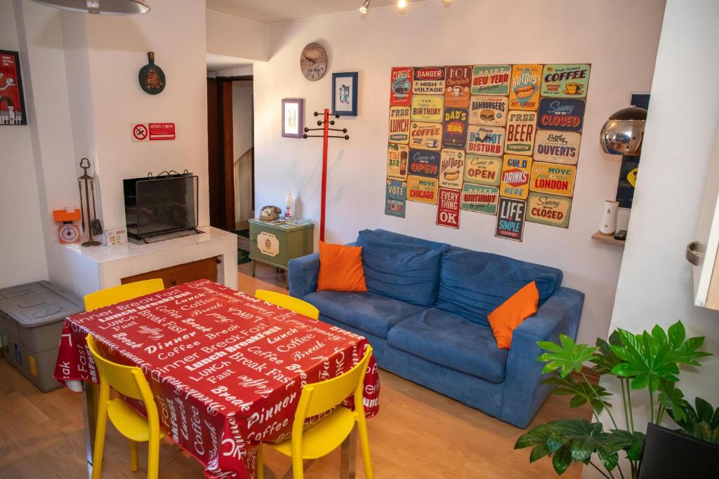La Conca apartment: a view on the Roman Aqueduct
