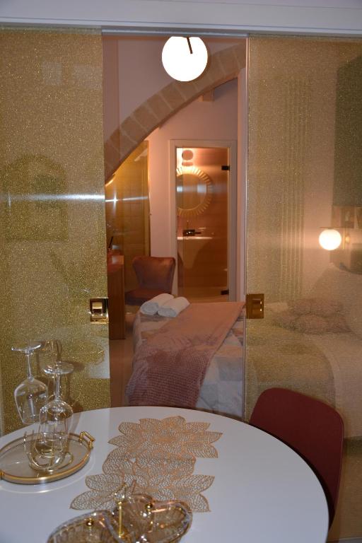 LOVELY & CHIC Rooms nei Sassi