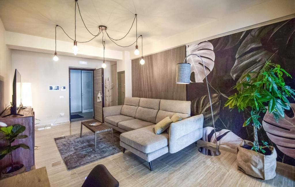Stunning Apartment In Falerna Marina With Kitchen
