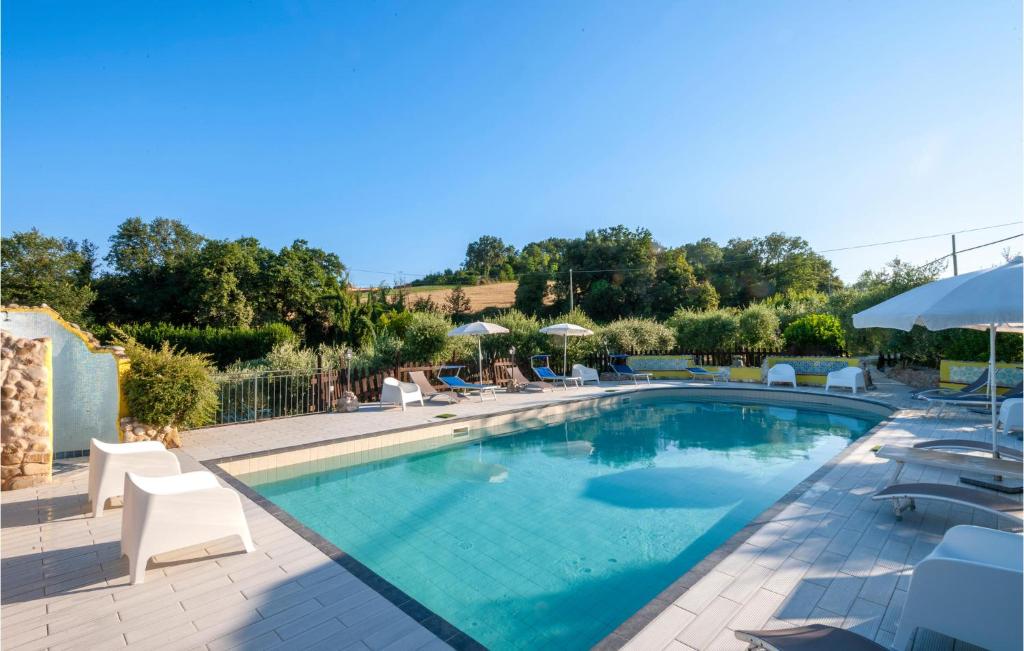 Gorgeous Apartment In San Giovanni With Jacuzzi