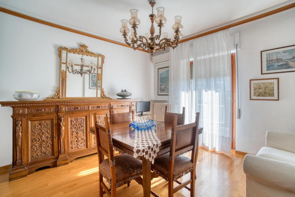 Perugia Comfy Apartment with Balcony
