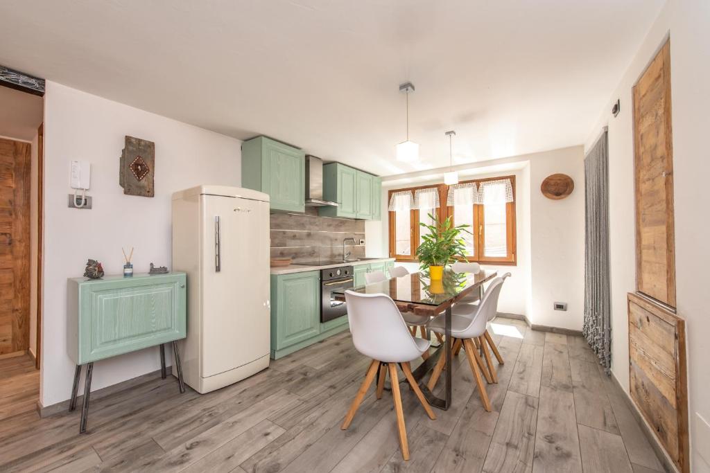 "Refuge de Claude" - Stile e Comfort ad Aosta Centro