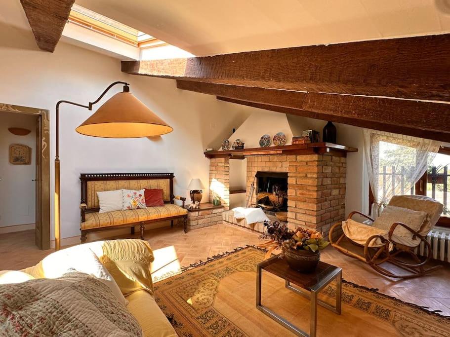 Romantic Country Home with Two Suites