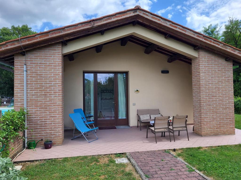 Romantica casa vacanza direttamente in piscina