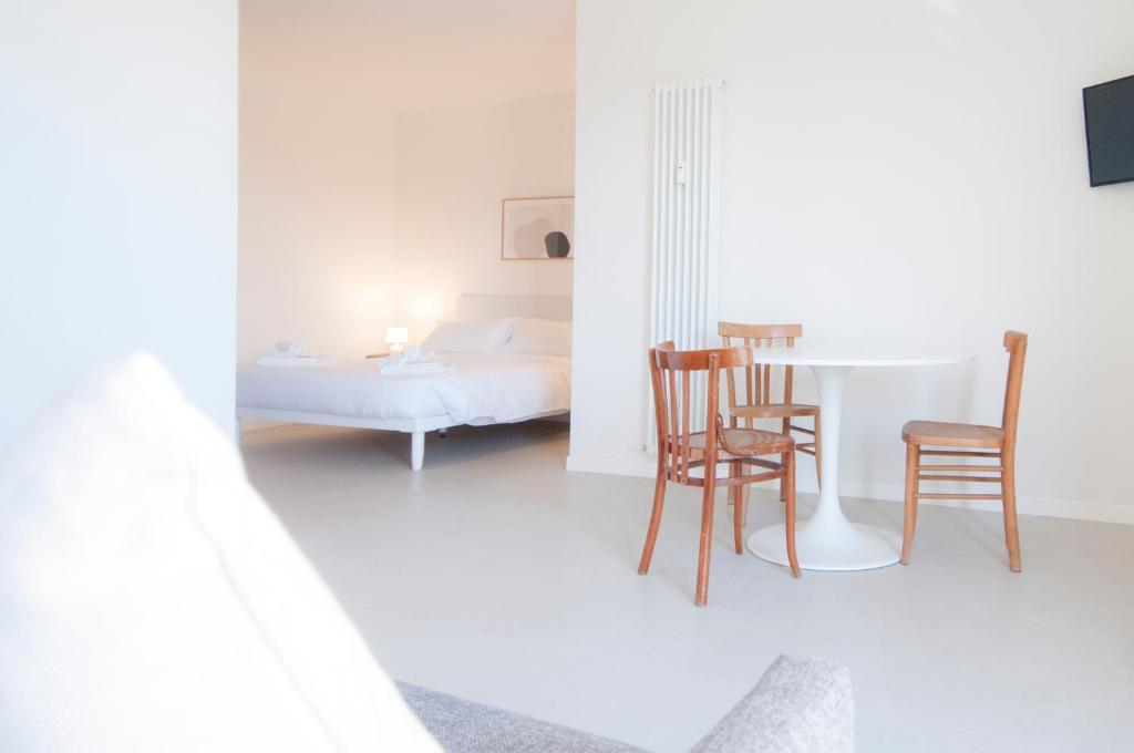 Zefiro - Saffi Design Apartments - AmbrogioHost