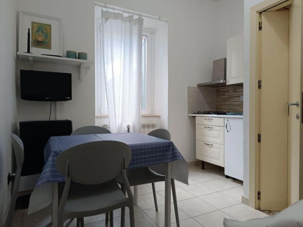 Sandra Sirolo house