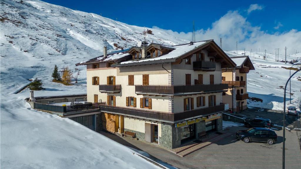 Sponda Ski in- Ski out Mt 50 - Happy Rentals