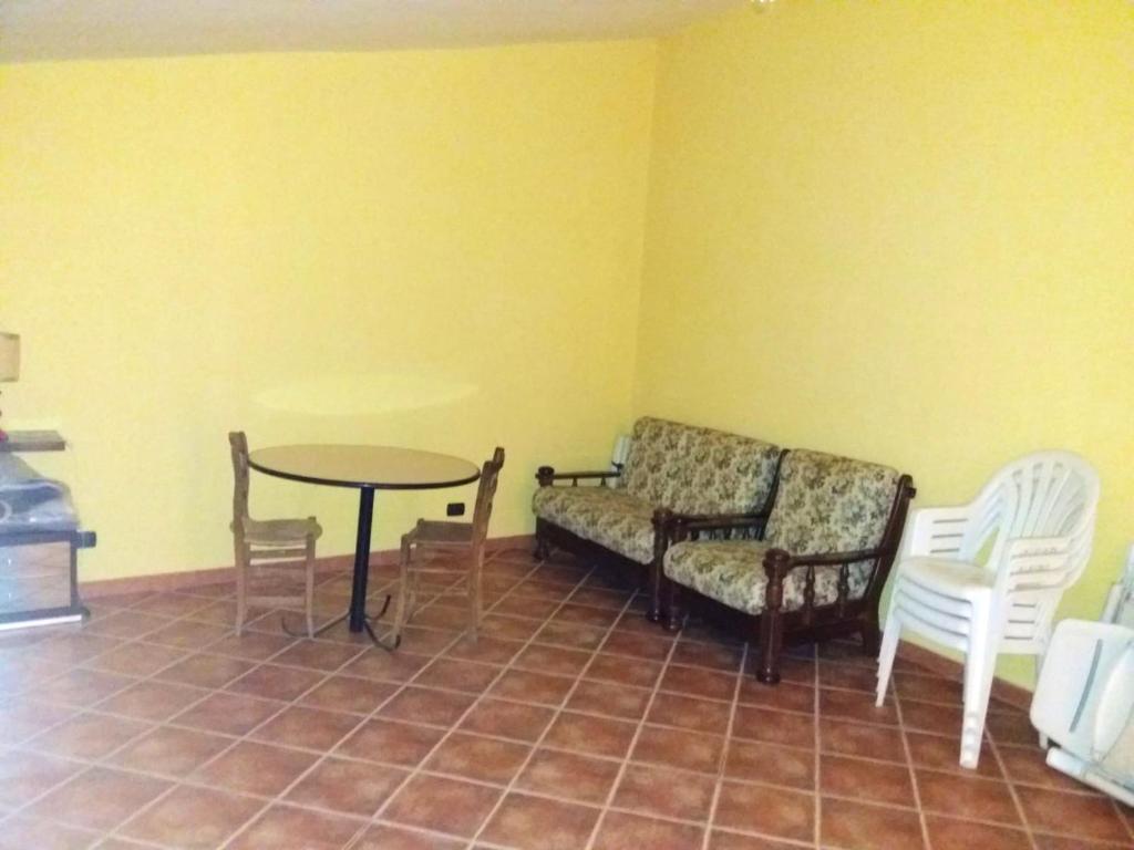 Charming Studio in Acerenza with Private Garden 50 m²