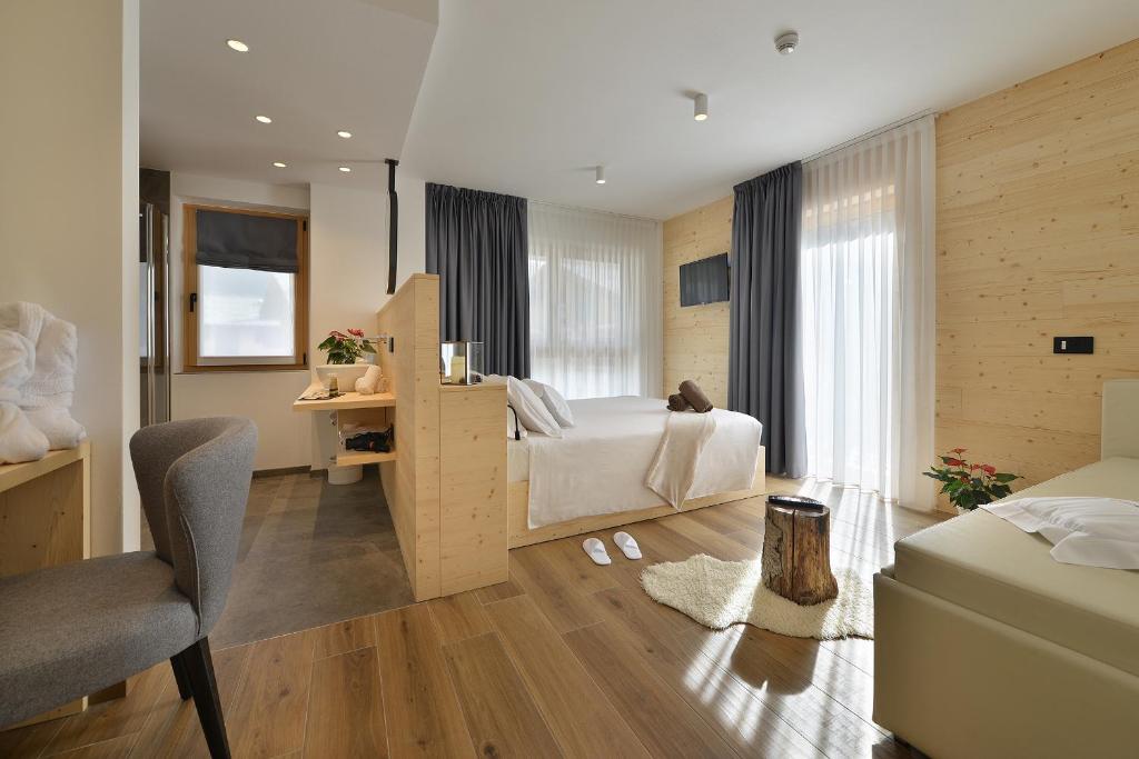Sun Mountain Planet Suite House