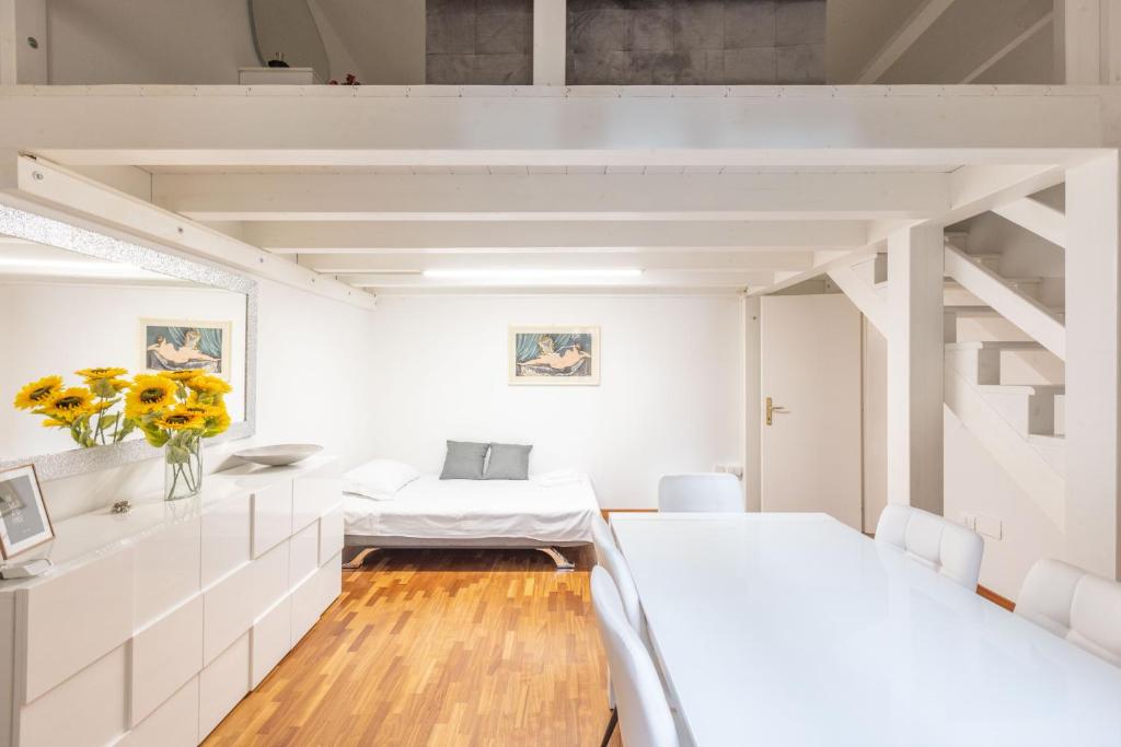 Ubaldini House, Bologna By Short Holidays