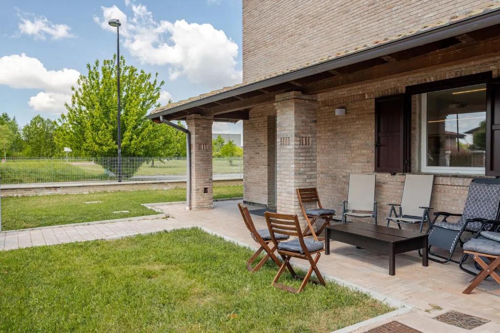 15 Minuti da Bologna, Villa Moderna in Campagna