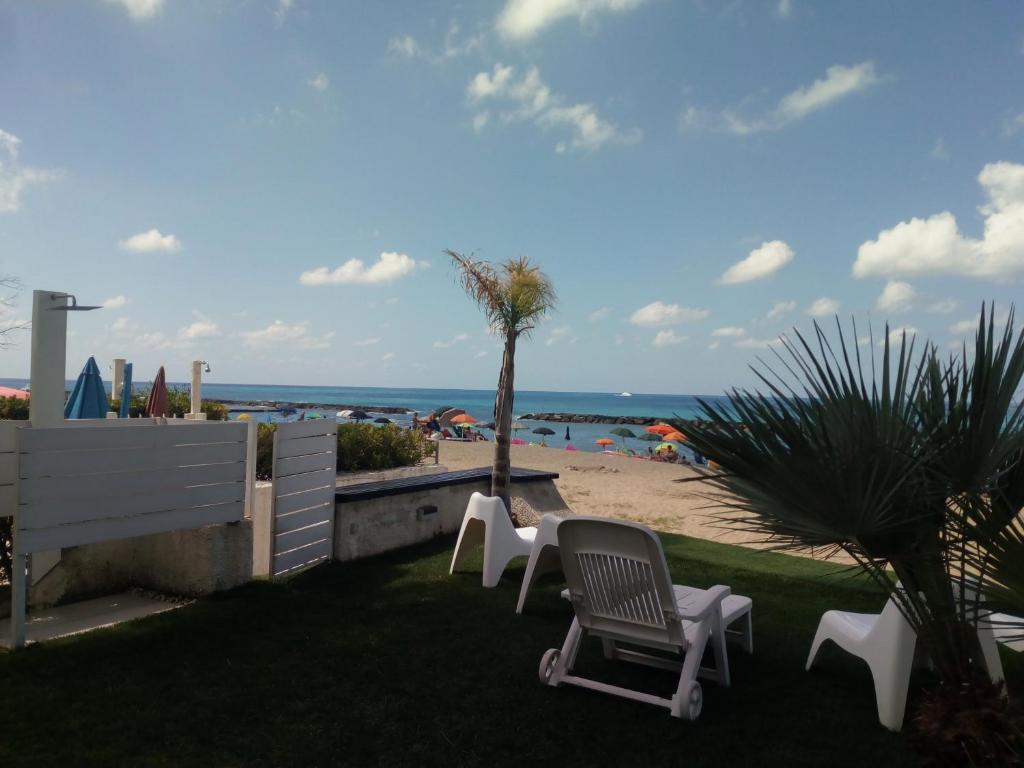 Villa a Diamante Sulla Spiaggia